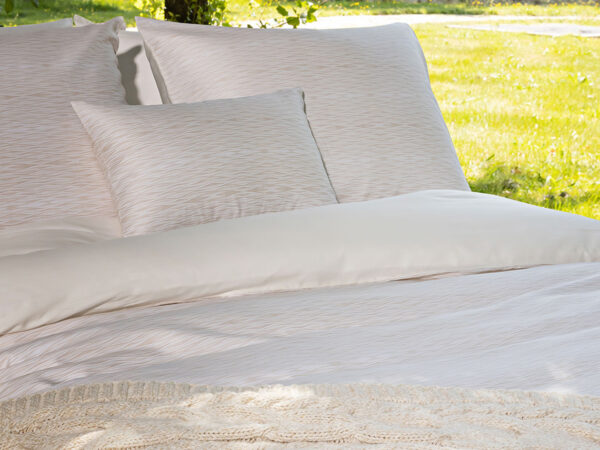 Mica DBO Satijn 400tc Ecru 200 x 200/220 cm (incl 2 slopen)