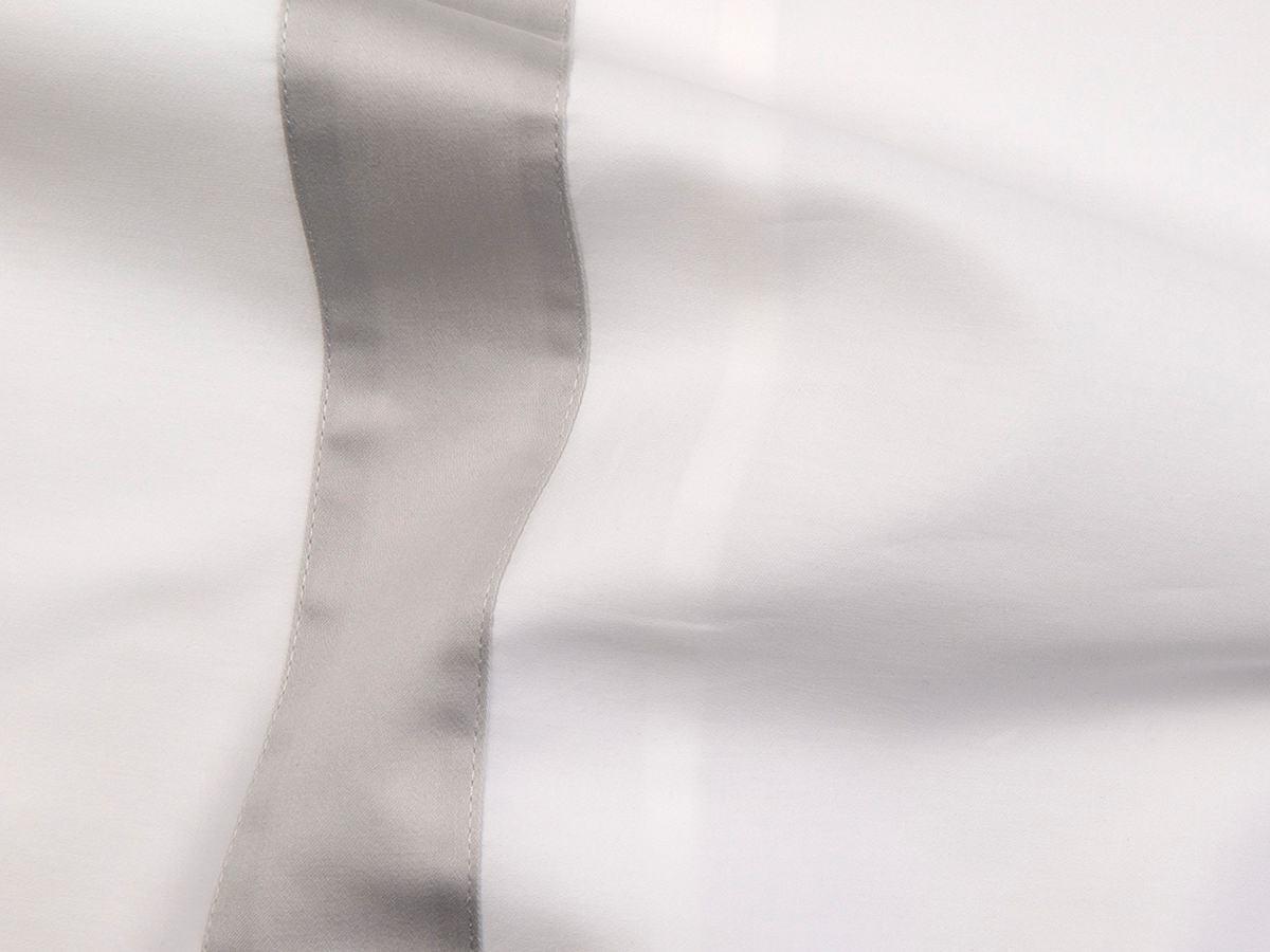 Dommelin Dekbedovertrek Listra 100% Katoen Satijn - Wit/Zilver | 140x200/220 cm + 1 kussensloop - Afbeelding 4