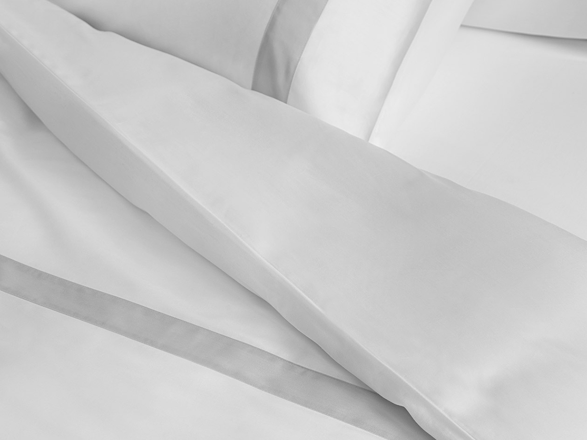 Dommelin Dekbedovertrek Listra 100% Katoen Satijn - Wit/Zilver | 140x200/220 cm + 1 kussensloop - Afbeelding 3